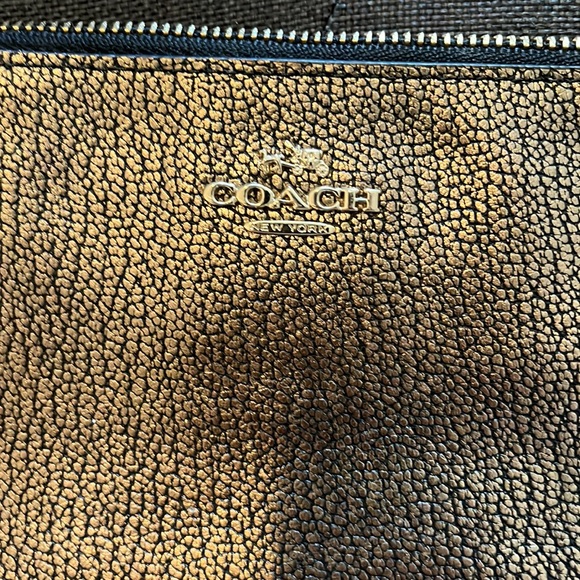 Coach leather coin purse w/ strap - Picture 2 of 2